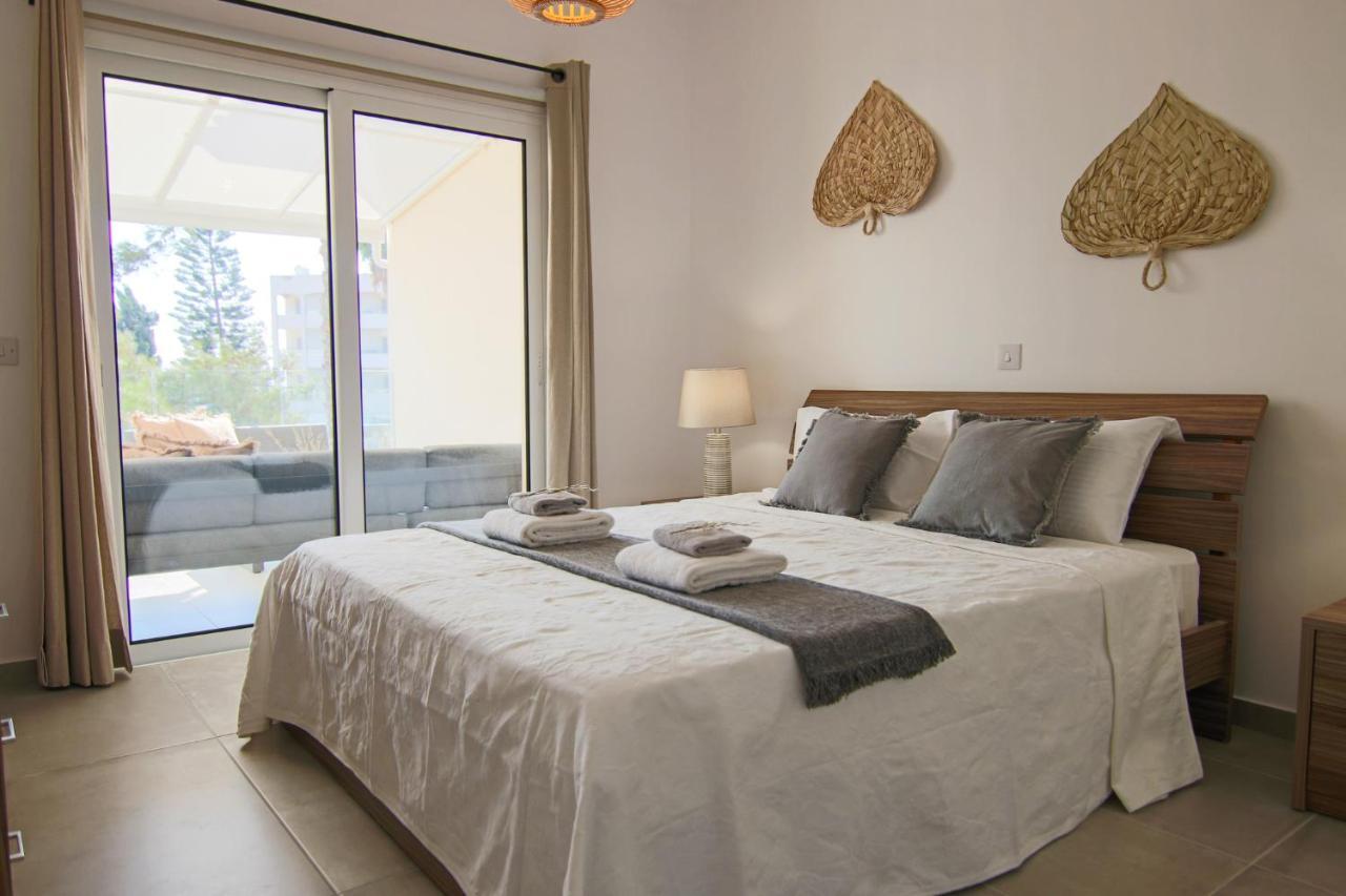 Phaedrus Living Seaview Luxury Flat Limnaria 153 Apartment Paphos Luaran gambar
